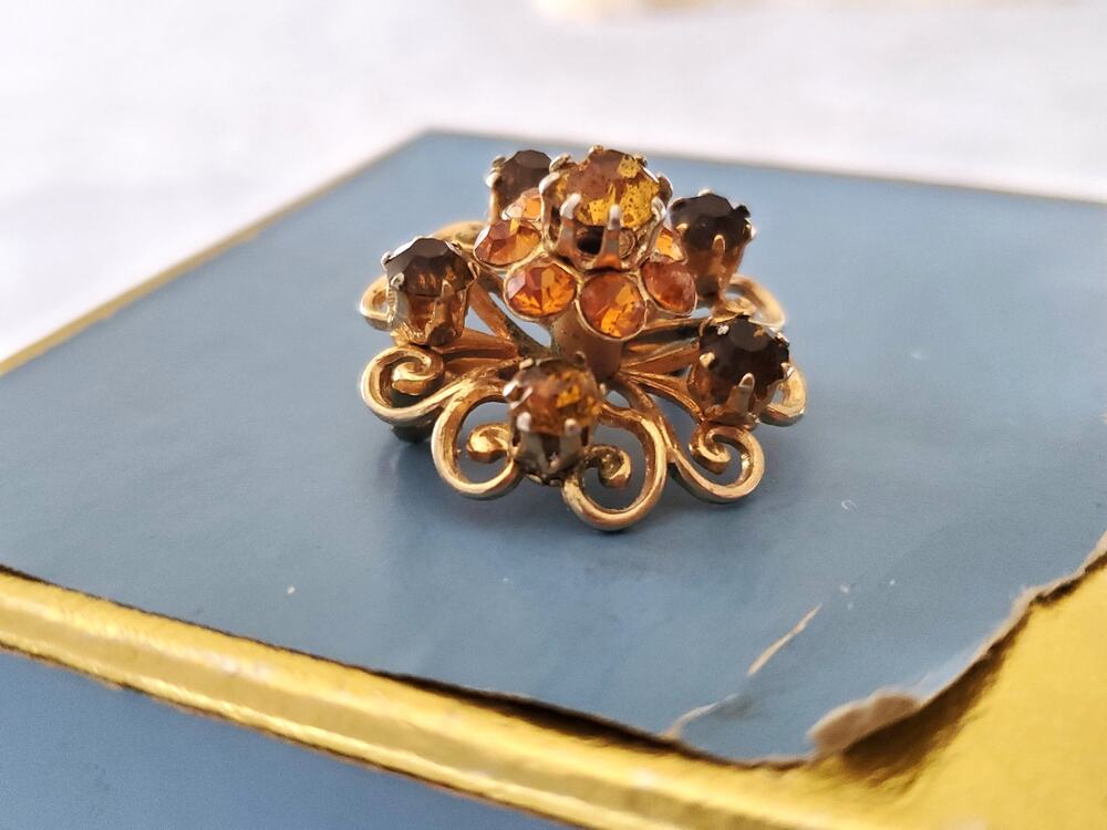 Vintage Coro Designer Amber and Brown Rhinestone Mini Dome Brooch Pin